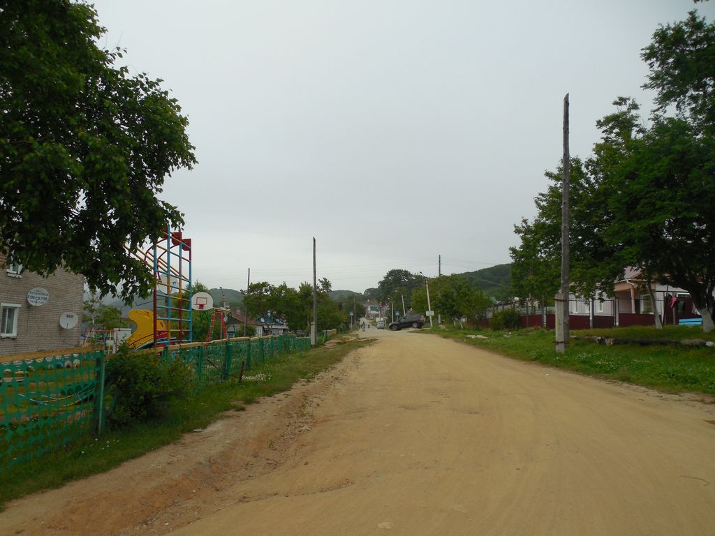 Главная улица в селе Анна