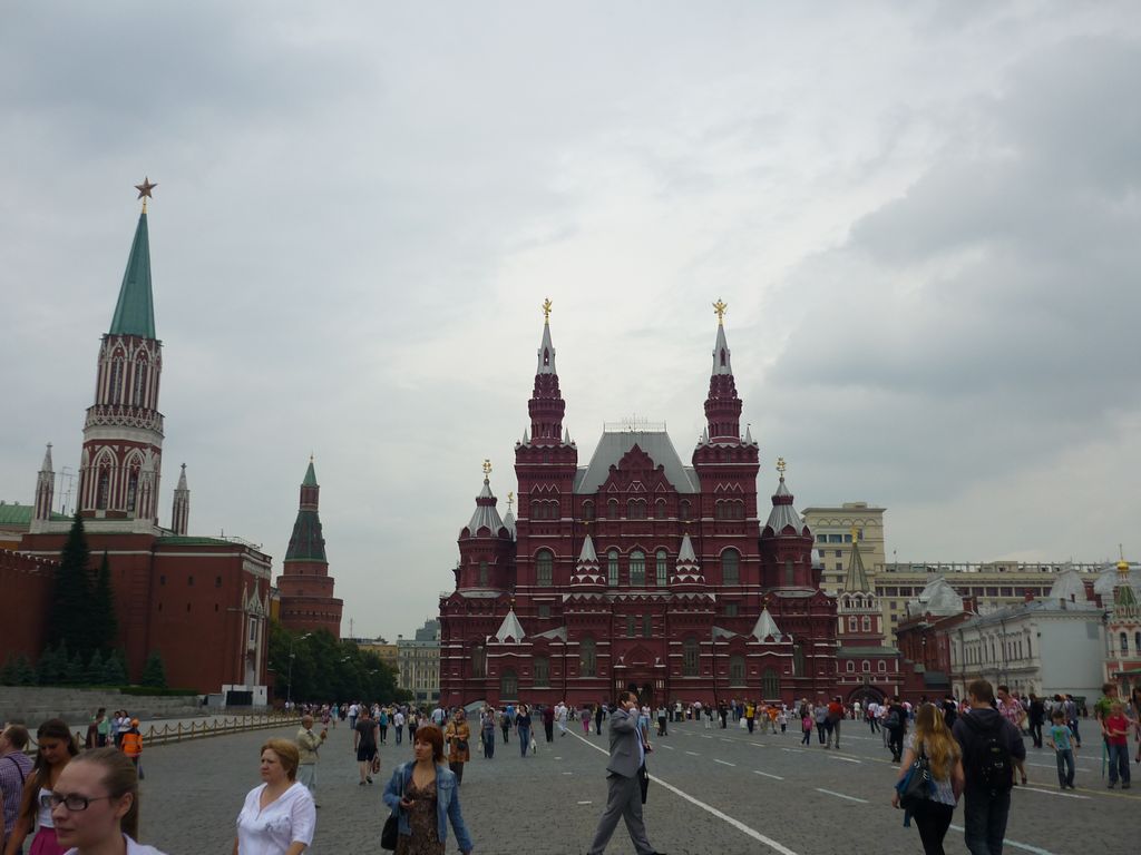 Красная площадь с видом на государственный Исторический музей
