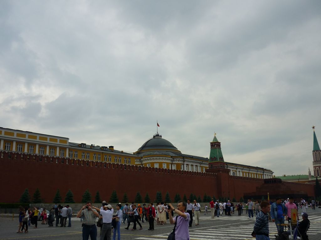Вид на Кремль и мавзолей Ленина
