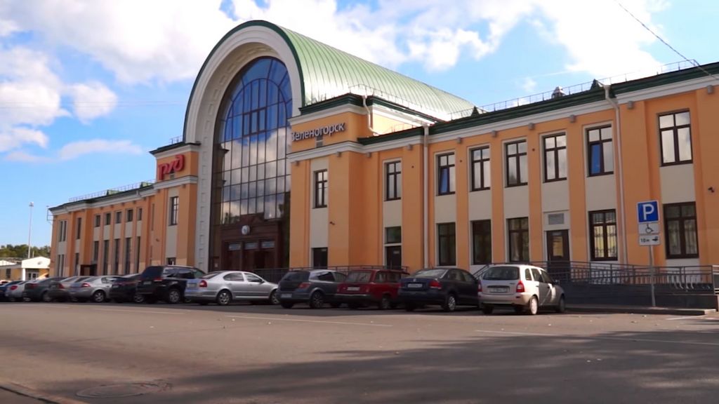 Железнодорожный вокзал в Зеленогорске Ленинградской области