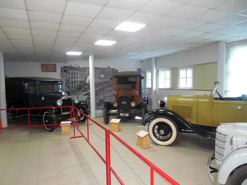 Ford-A, Ford-T, ГАЗ-А в музее Владивостока