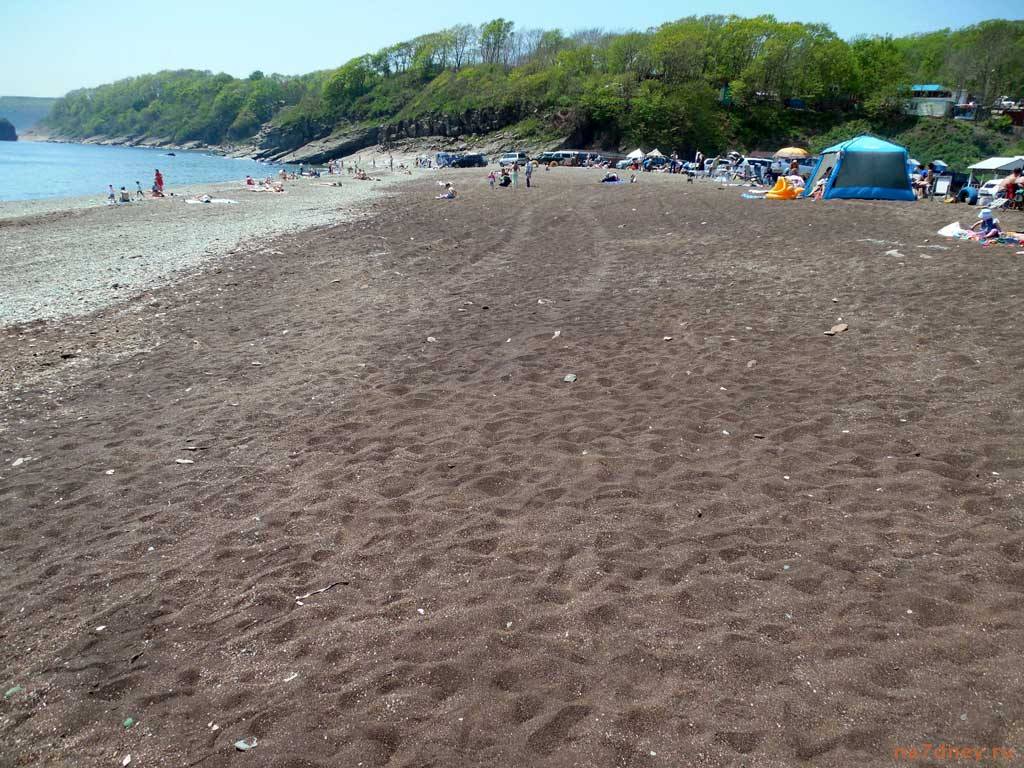 стеклянный песок во Владивостоке